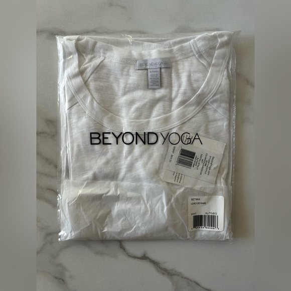 New BEYOND YOGA Signature High Low Cropped Tee, White, Women’s Size XL Shirt - Picture 5 of 6